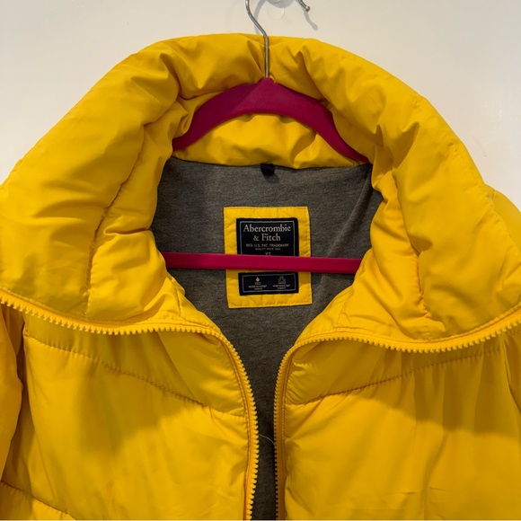 Puffer Jacket - Picture 2 of 2